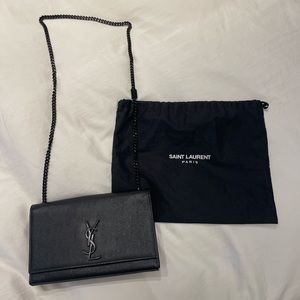 Saint Laurent Kate Medium Chain Bag in Grain De Poudre Embossed Leather